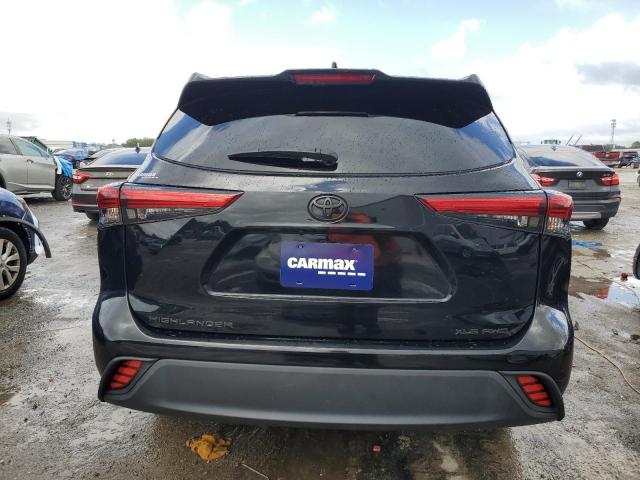 TOYOTA HIGHLANDER XLE 2022