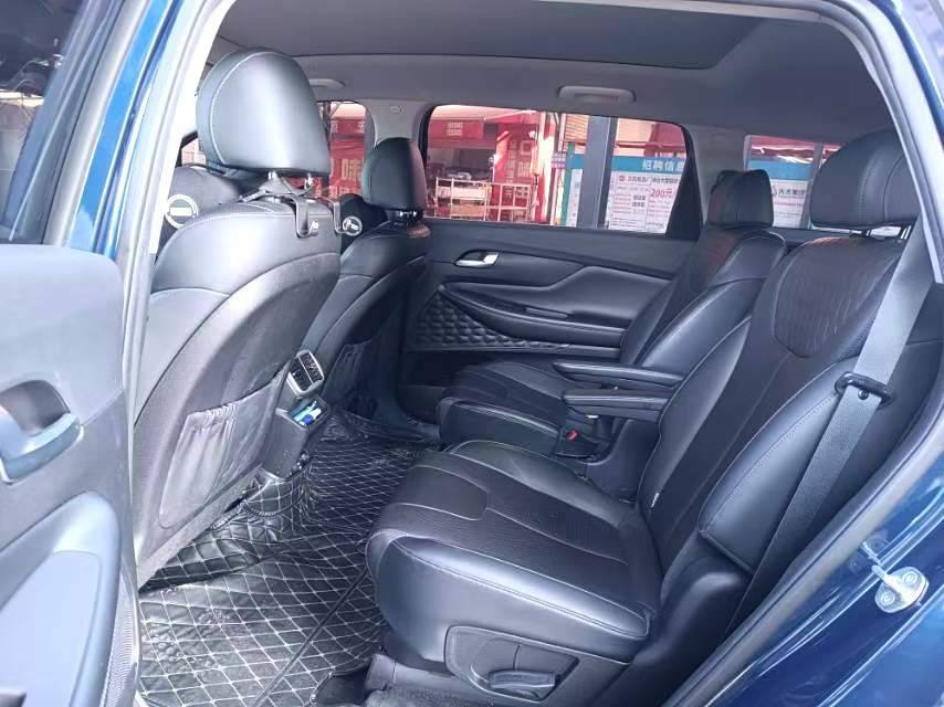 HYUNDAI SANTA FE 2021