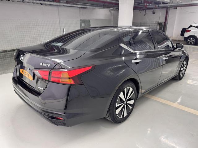 NISSAN ALTIMA 2021