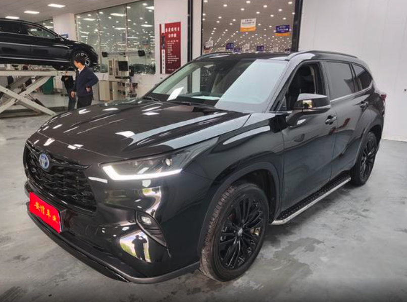 TOYOTA HIGHLANDER HYBRID Knight Edition 2022