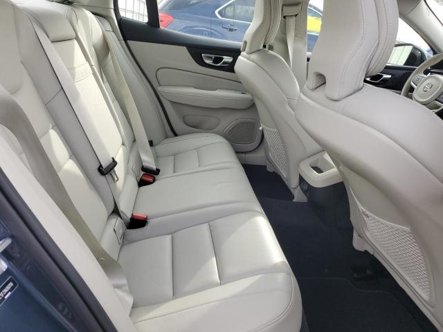 VOLVO S60 B5 MOMENTUM 2021