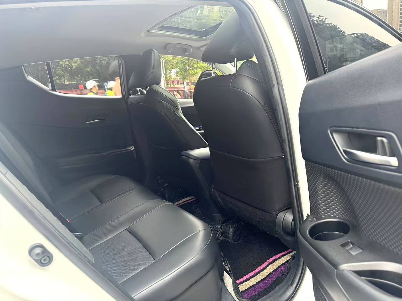 TOYOTA C-HR Deluxe Edition 2021