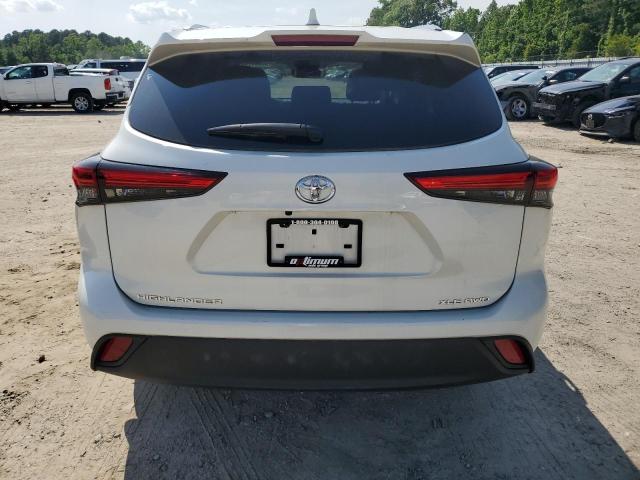 TOYOTA HIGHLANDER XLE 2021