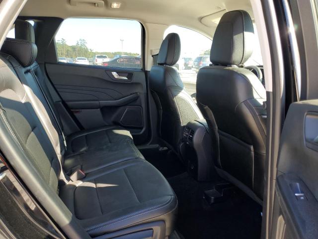 FORD ESCAPE SEL 2022