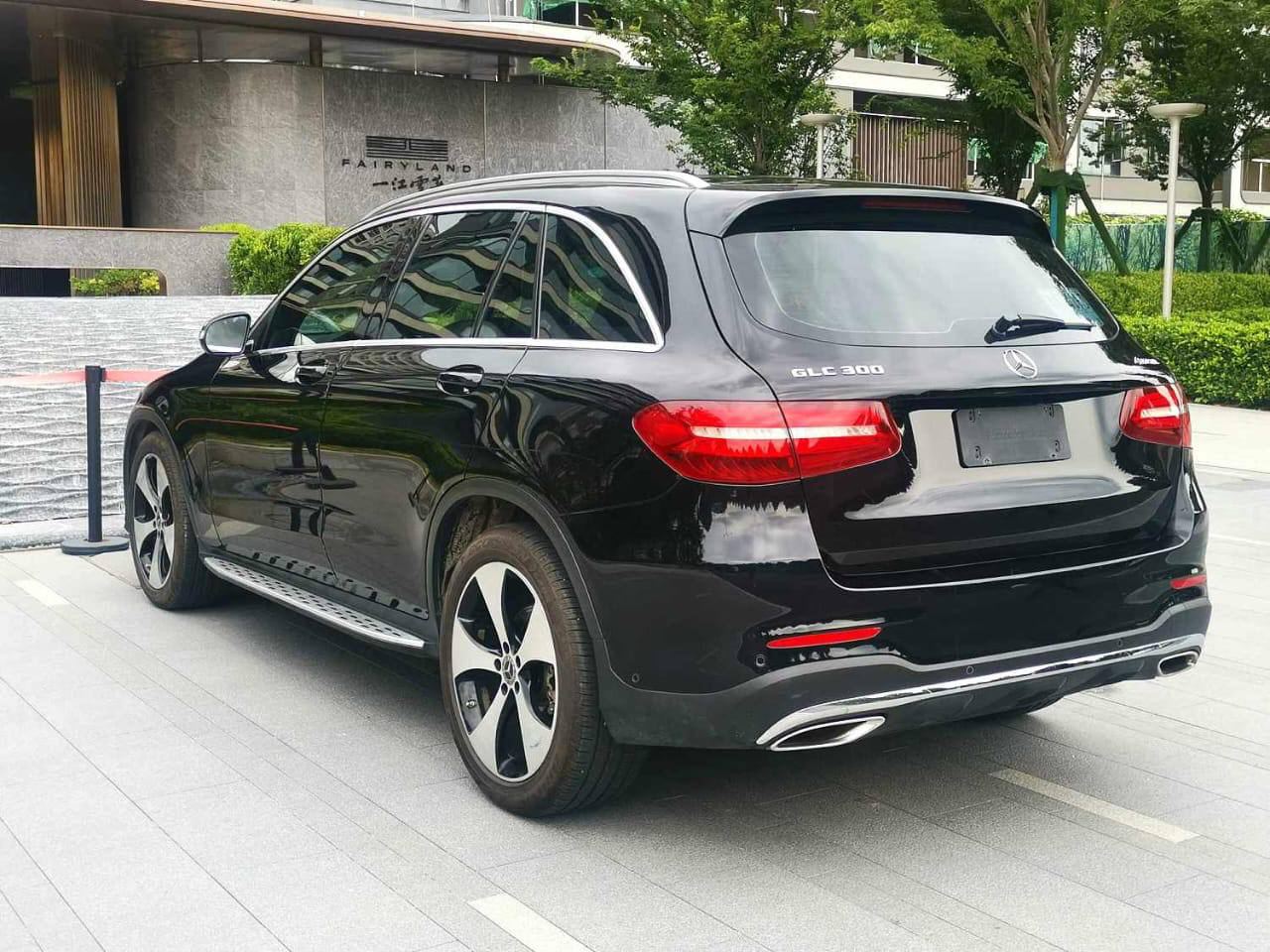 Mercedes-Benz GLC 300 4MATIC 2018