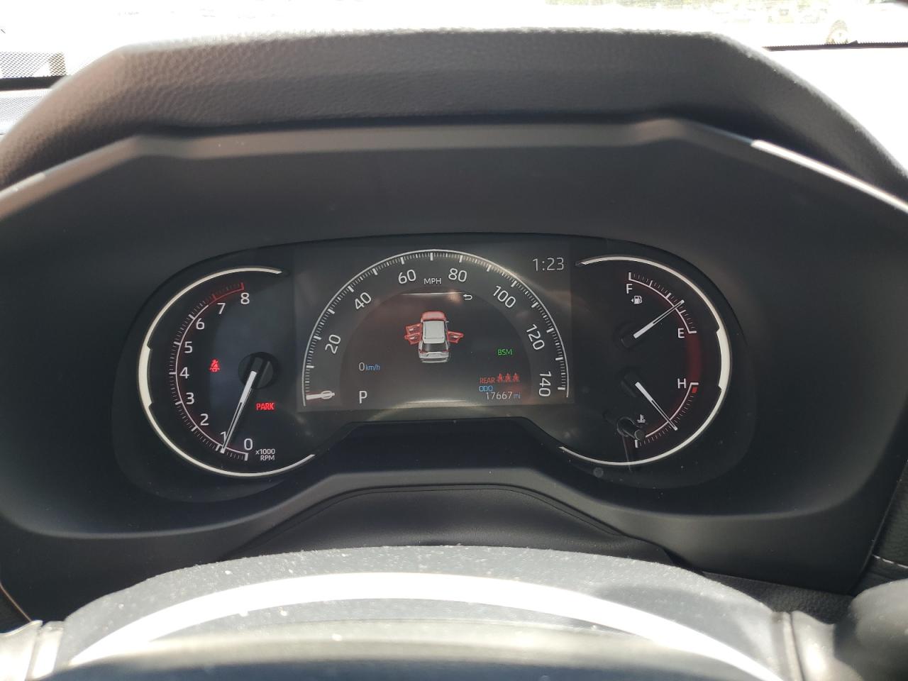 TOYOTA RAV4 XLE 2023
