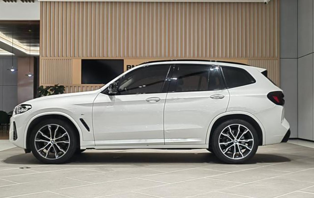 BMW X3 XDRIVE30i 2022