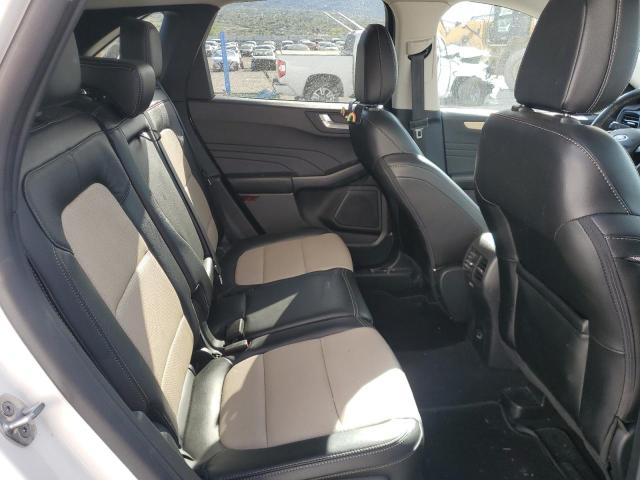 FORD ESCAPE TITANIUM 2022