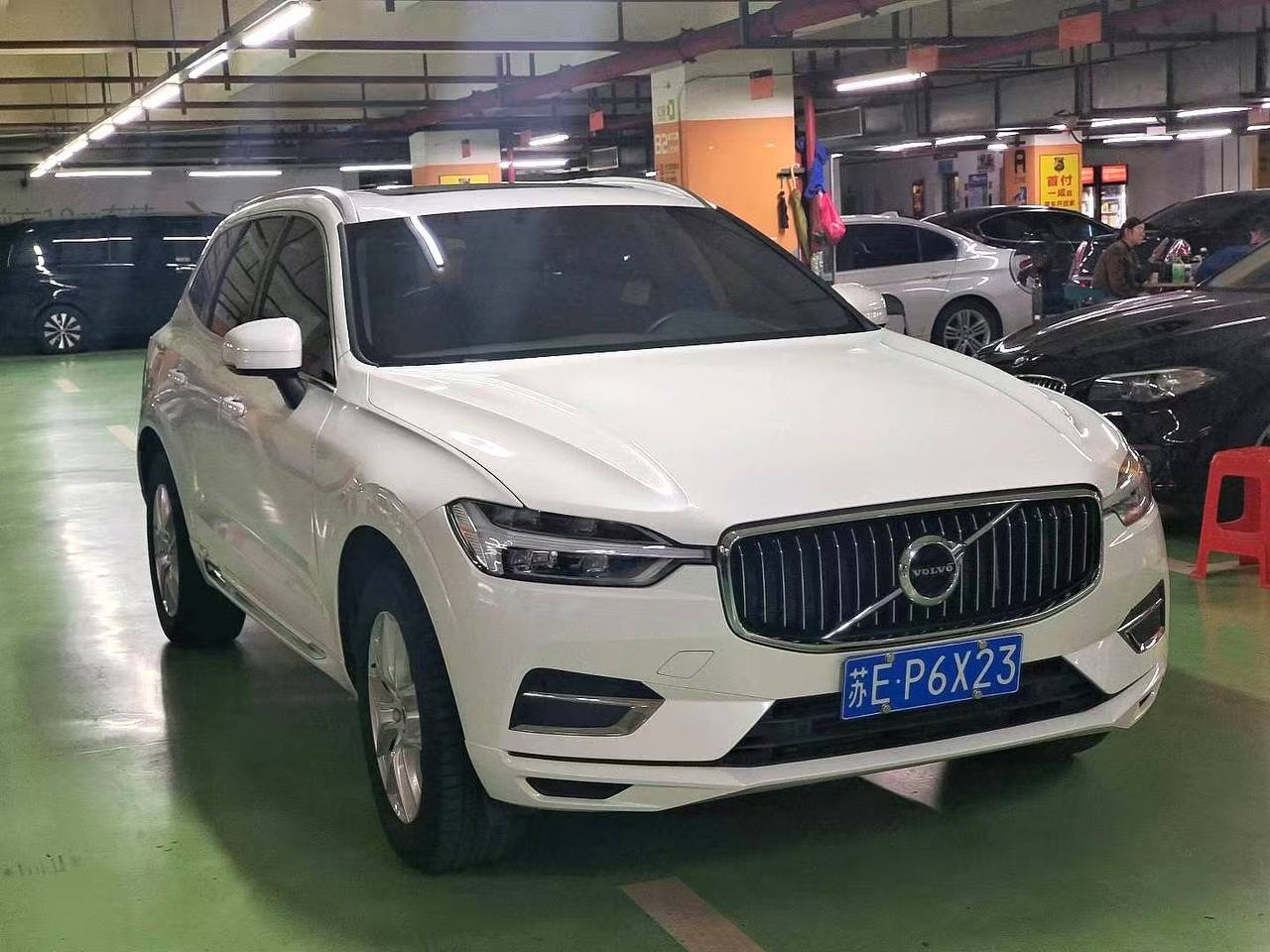 VOLVO XC60 2021