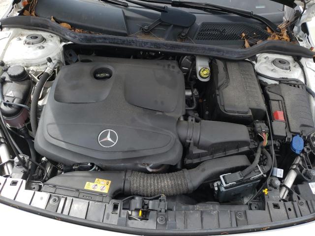MERCEDES-BENZ GLA 250 2020