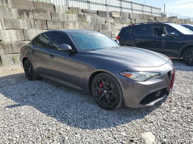 ALFA ROMEO GIULIA TI Q4 2017