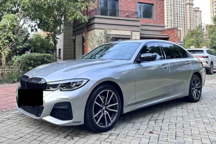 BMW 3 Series 320i M-package 2021