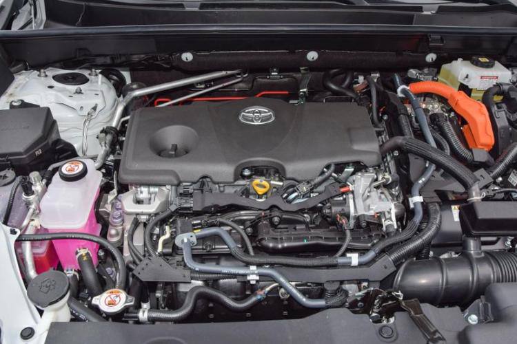 TOYOTA RAV4 TWIN ENGINE E+ 2021