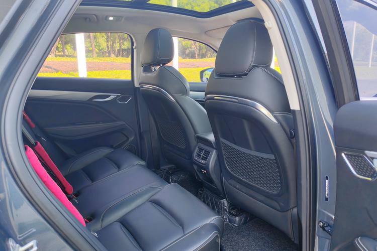 Geely Tugella 2019