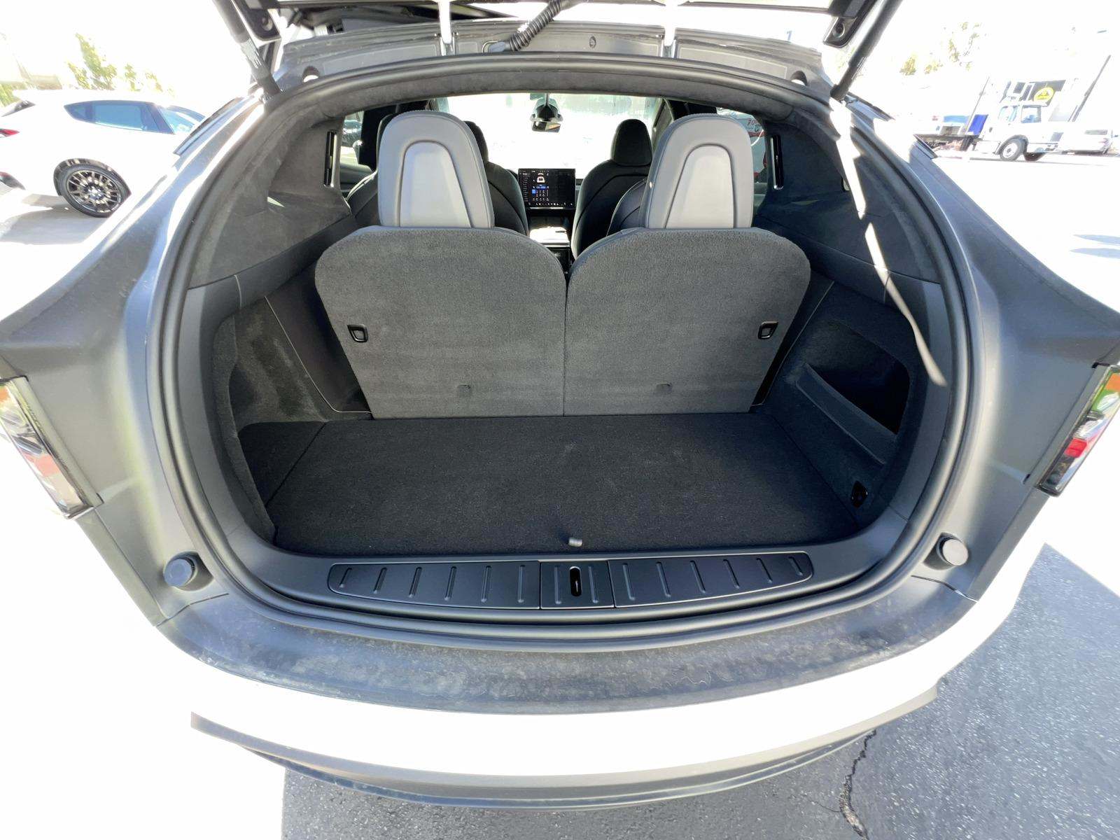 Tesla Model X 4D SUV 2023