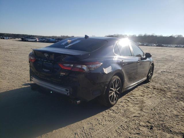 TOYOTA CAMRY SE 2022
