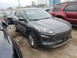 FORD ESCAPE SE 2020