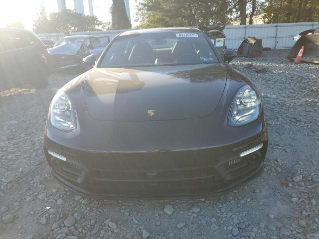 PORSCHE PANAMERA BASE 2022