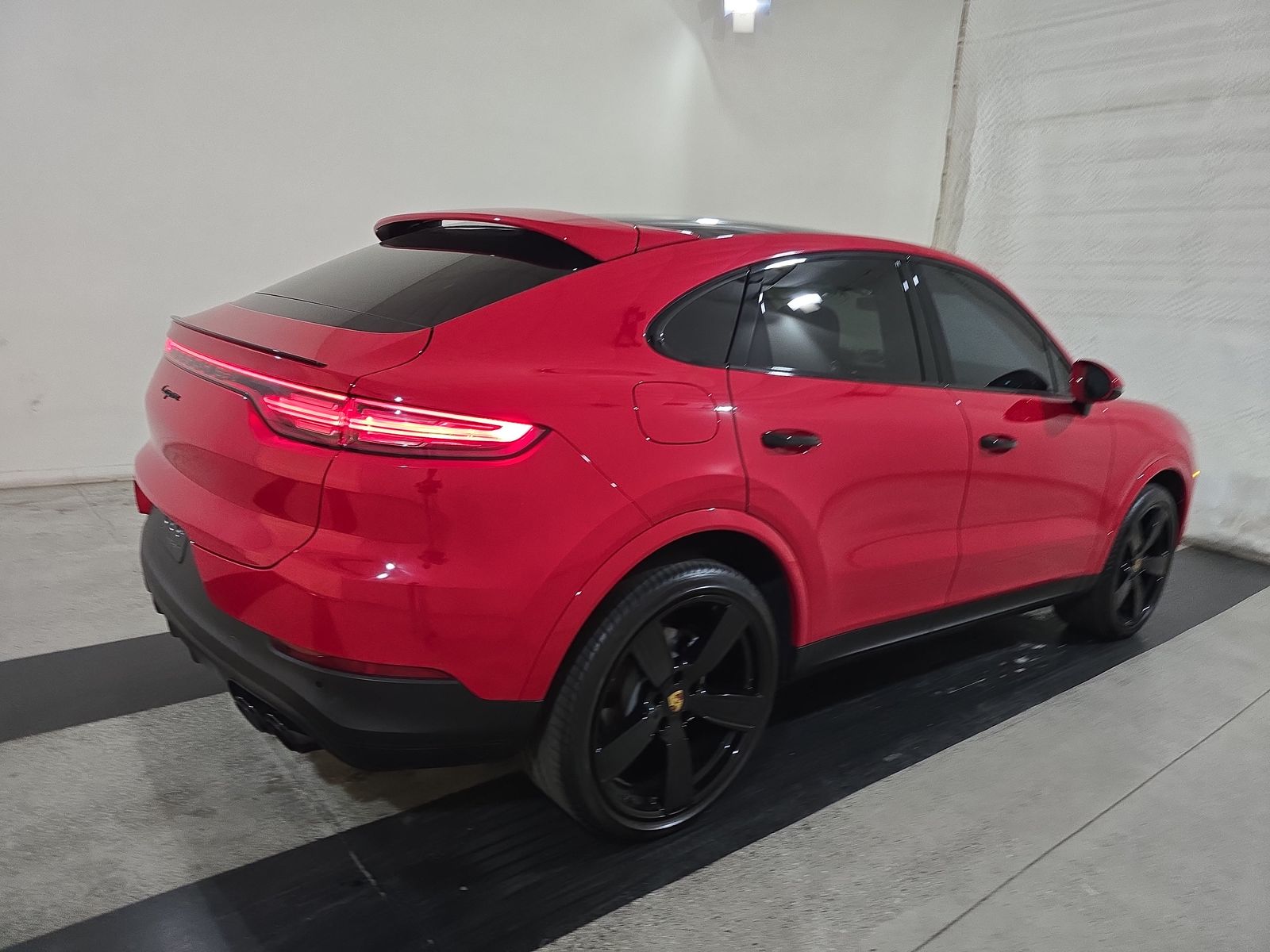 PORSCHE CAYENNE COUPE 2022