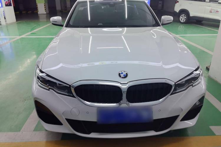 BMW 3 Series 325i M-package 2021