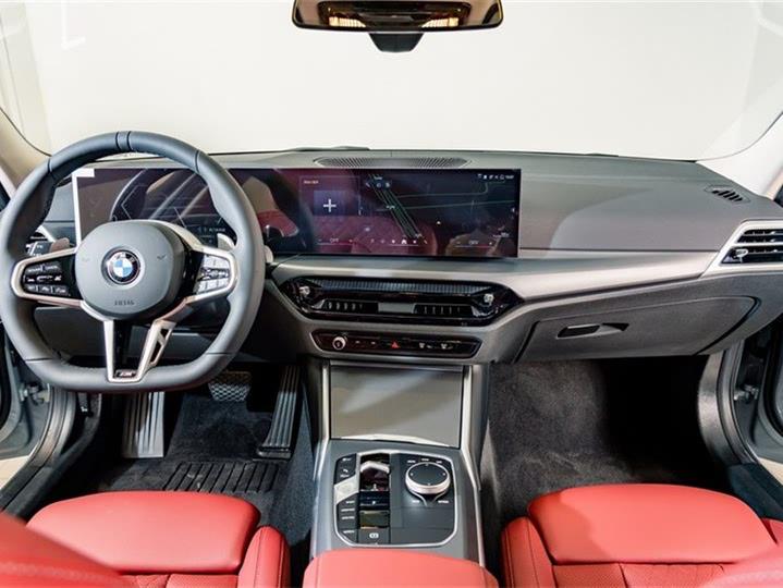 BMW 325i M-Pack 2025