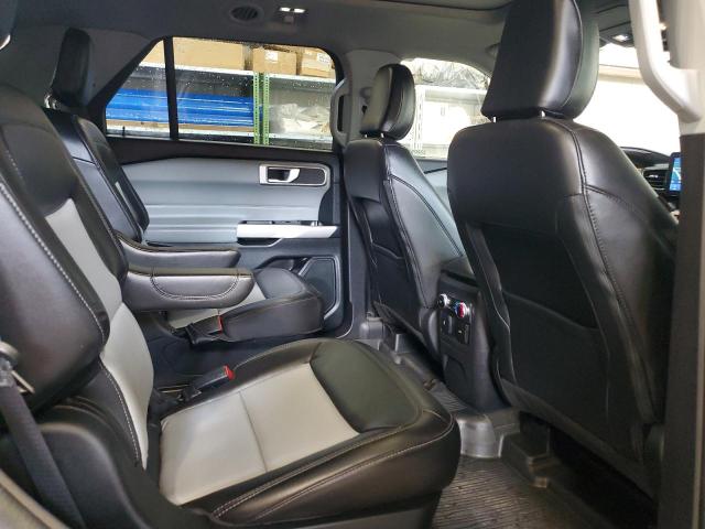 FORD EXPLORER XLT 2022