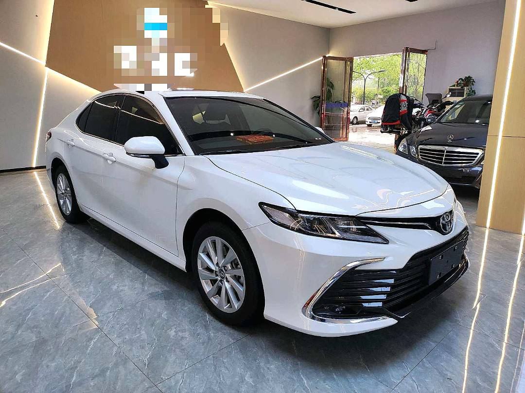 TOYOTA CAMRY 2023