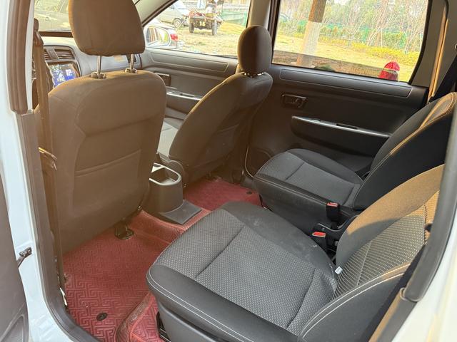 Dongfeng Fengguang 330S 2022