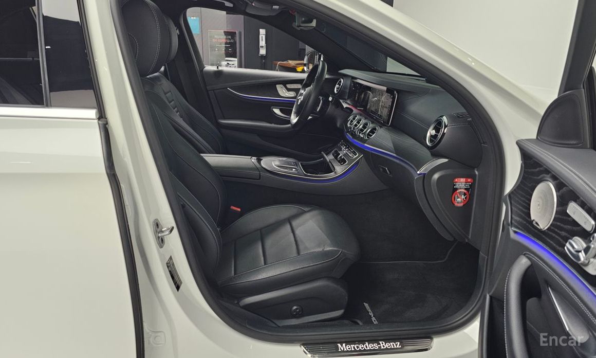 2022 Mercedes-Benz E-Класс V (W213, S213, C238) Рестайлинг E220d 4MATIC AMG Line с пробегом 43 749 км