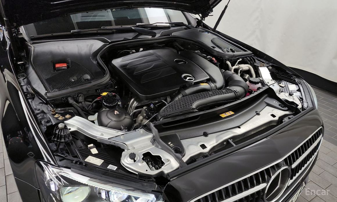 2022 Mercedes-Benz E-Класс V (W213, S213, C238) Рестайлинг E350 4MATIC Avantgarde с пробегом 53 250 км