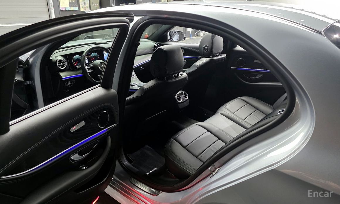 2021 Mercedes-Benz E-Класс V (W213, S213, C238) Рестайлинг E220d 4MATIC AMG Line с пробегом 52 638 км