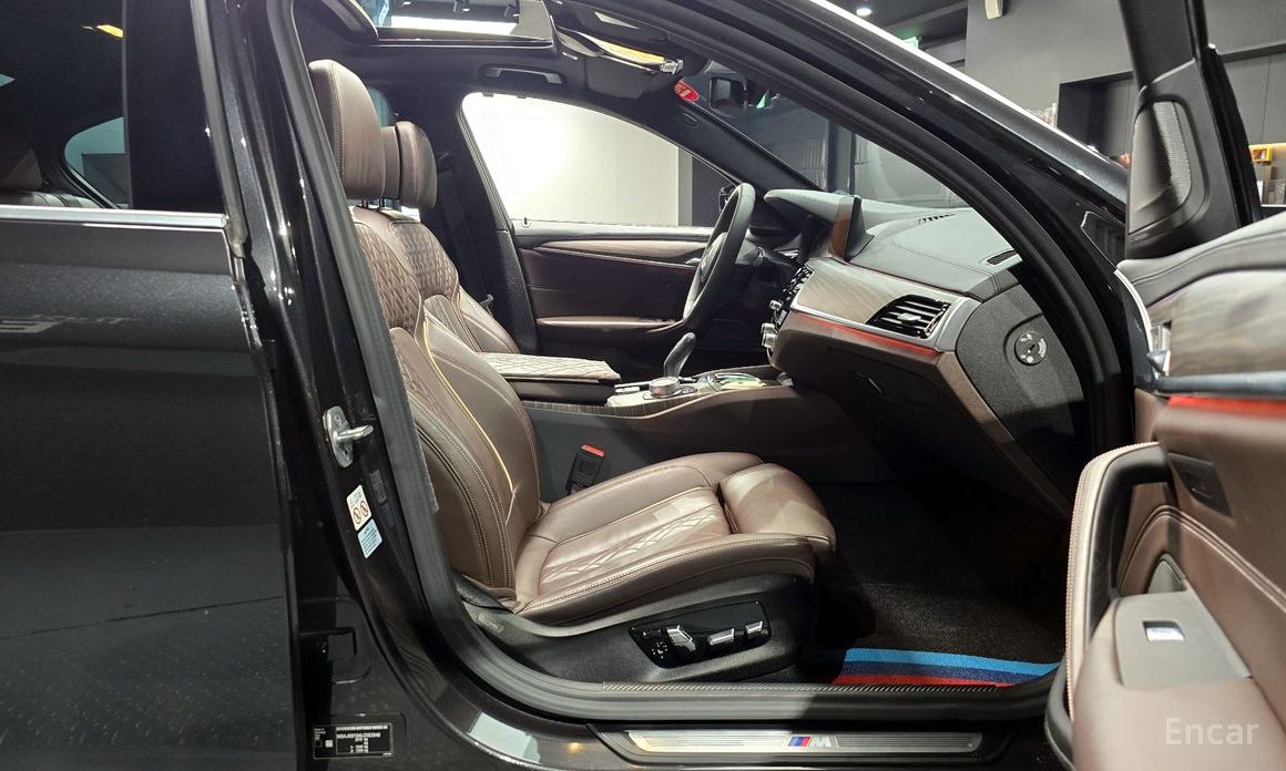 2020 BMW 5 серии VII (G30/G31) 520i M Sport с пробегом 50 980 км