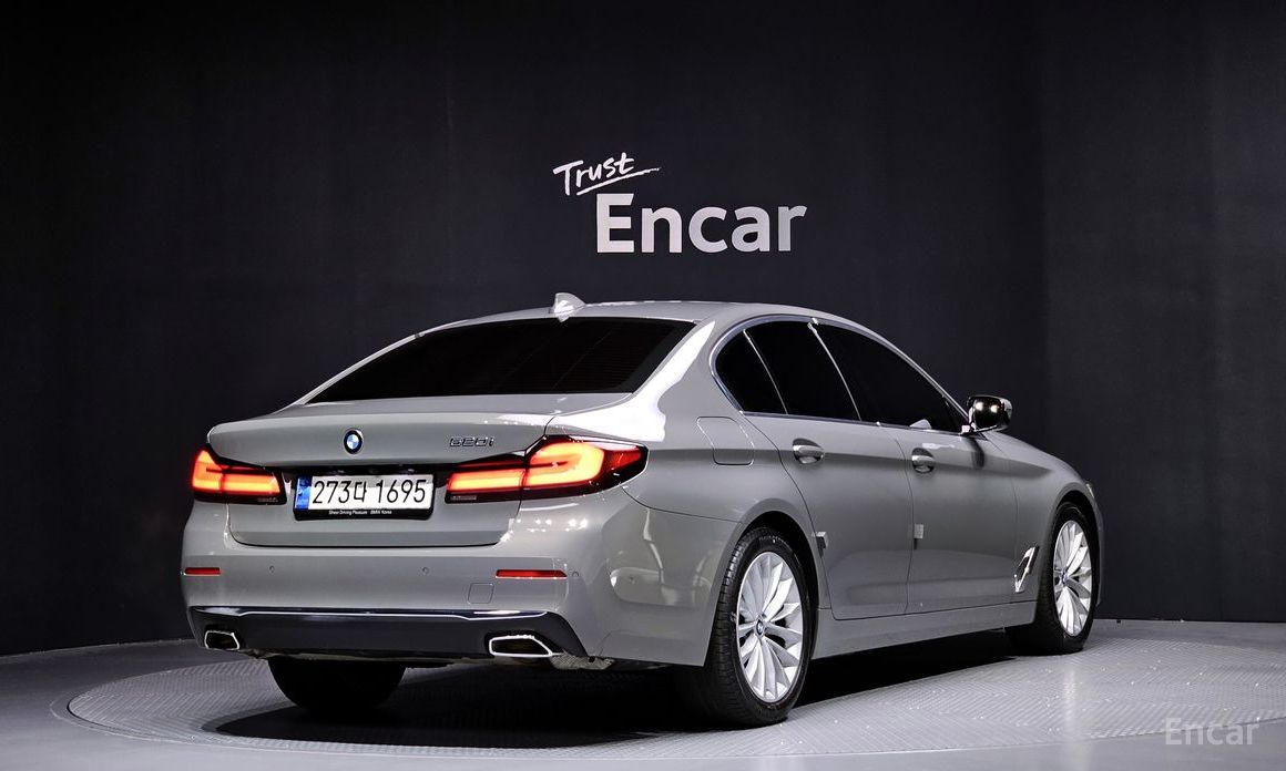 2021 BMW 5 серии VII (G30/G31) 520i Luxury с пробегом 44 760 км