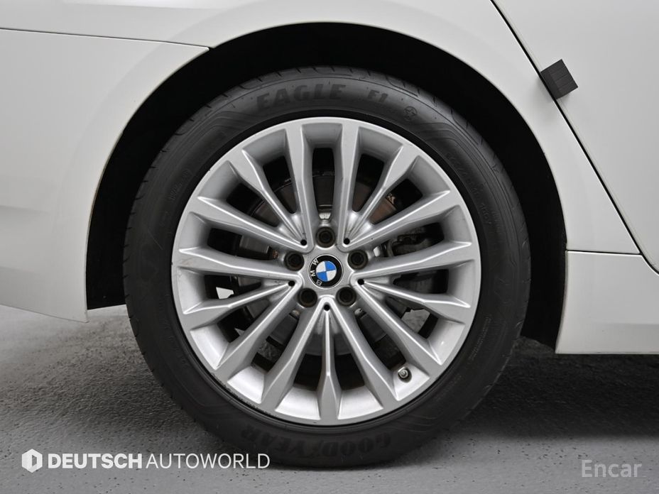 2020 BMW 5 серии VII (G30/G31) 530i Luxury с пробегом 85 035 км