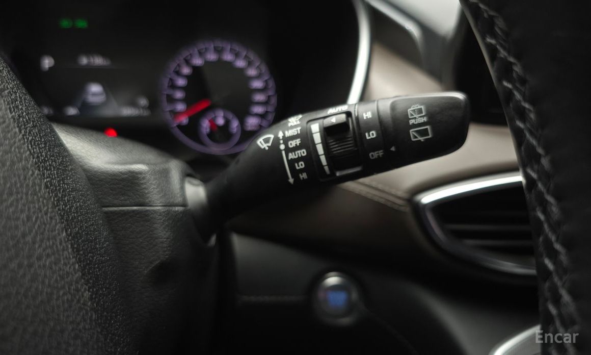 2021 Hyundai Santa Fe IV Рестайлинг Diesel 2.2 2WD Prestige с пробегом 68 561 км