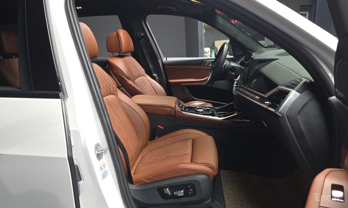 2023 BMW X7 I (G07) Рестайлинг xDrive 40i M Sport 6STR с пробегом 22 253 км