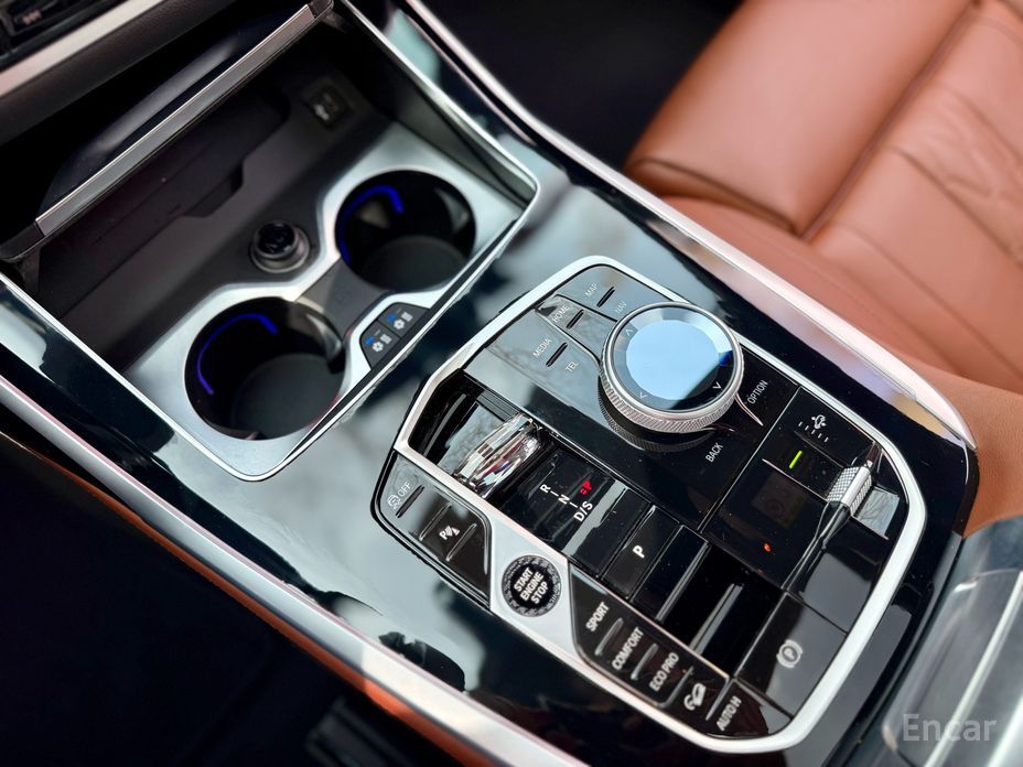 2023 BMW X7 I (G07) Рестайлинг xDrive 40i M Sport 7STR с пробегом 69 581 км