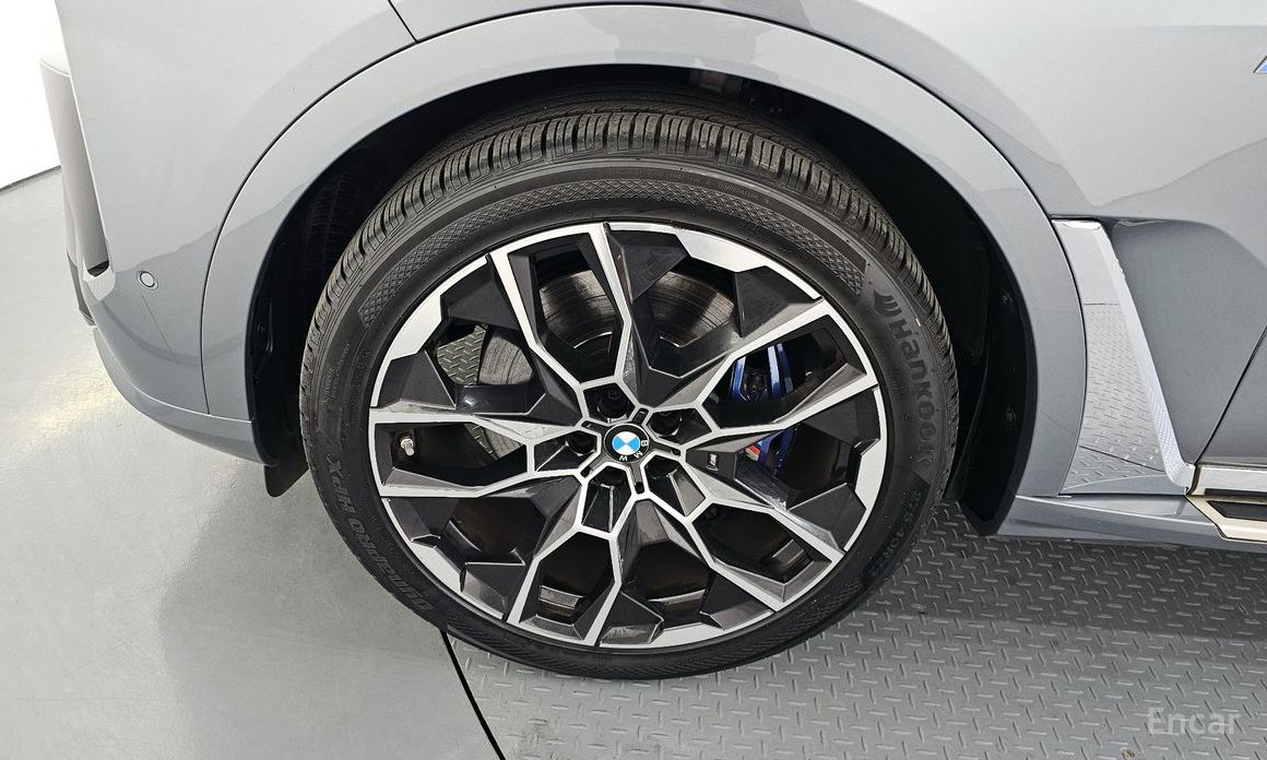 2023 BMW X7 I (G07) Рестайлинг xDrive 40d M Sport 6STR с пробегом 65 463 км