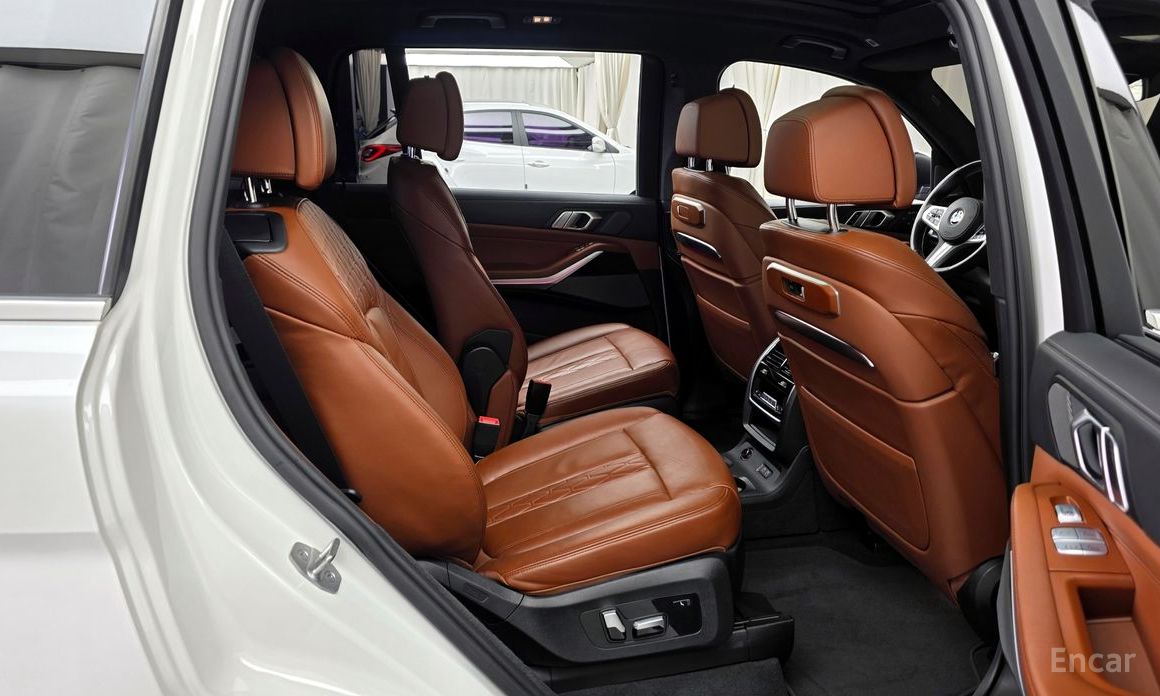 2023 BMW X7 I (G07) Рестайлинг xDrive 40i M Sport 6STR с пробегом 46 920 км
