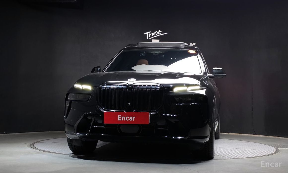 2023 BMW X7 I (G07) Рестайлинг xDrive 40i M Sport 7STR с пробегом 53 683 км