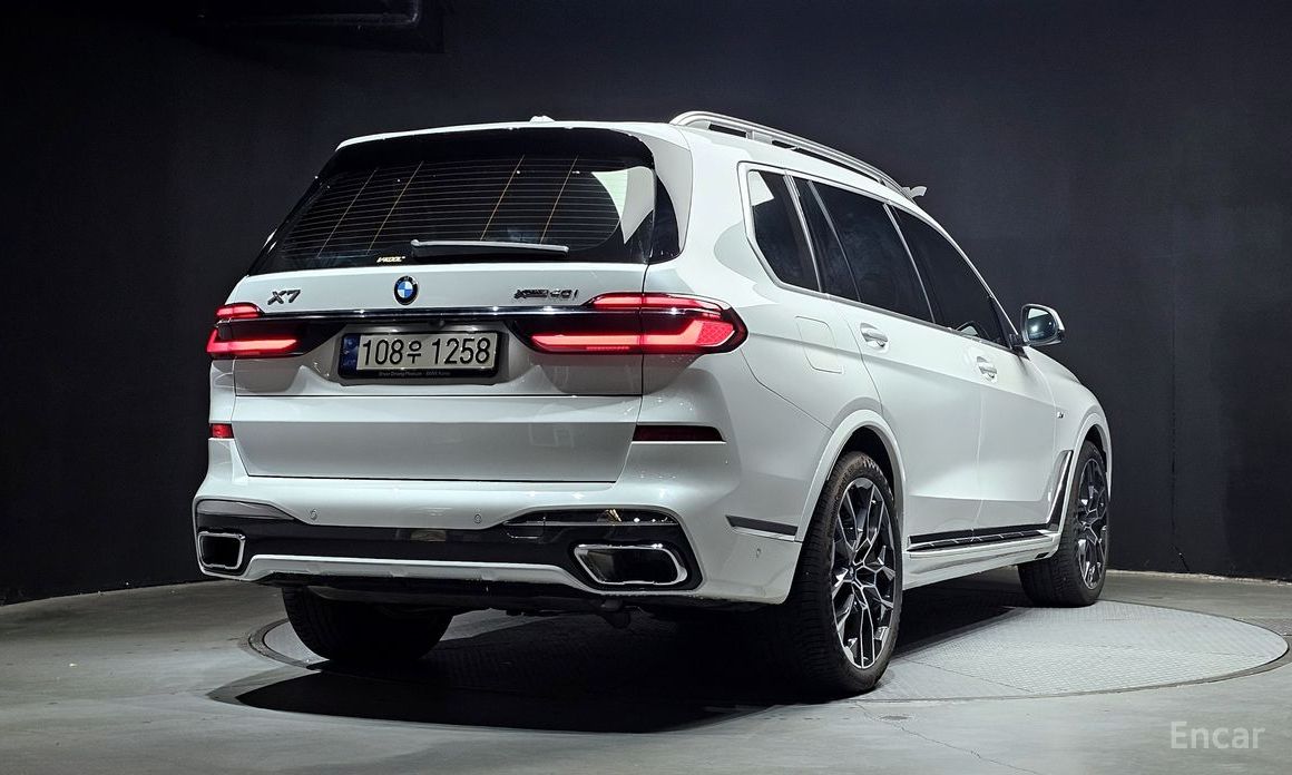2023 BMW X7 I (G07) Рестайлинг xDrive 40i M Sport 6STR с пробегом 22 029 км