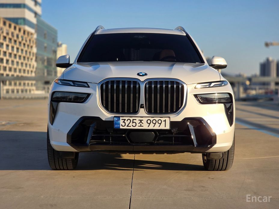 2023 BMW X7 I (G07) Рестайлинг xDrive 40i M Sport 6STR с пробегом 38 888 км