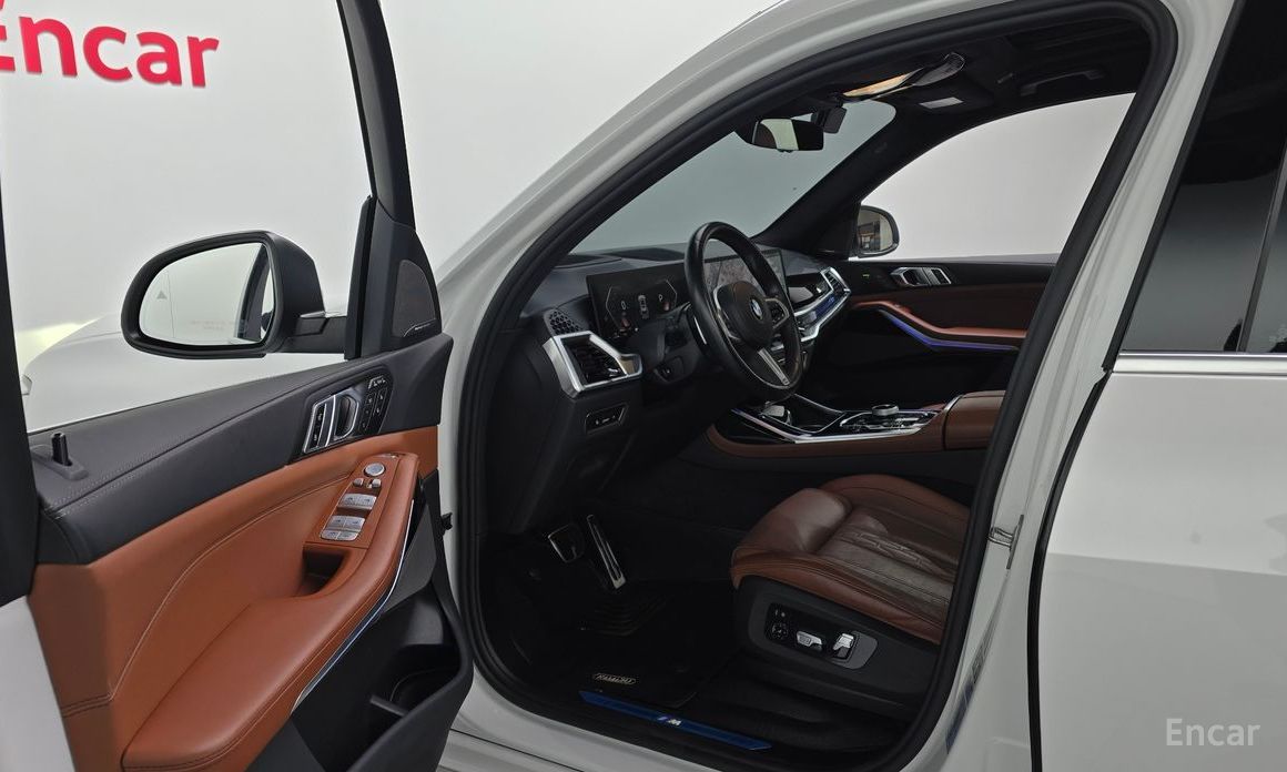 2023 BMW X7 I (G07) Рестайлинг xDrive 40i M Sport 7STR с пробегом 50 082 км
