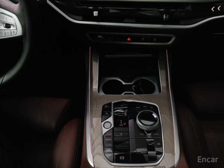2023 BMW X7 I (G07) Рестайлинг xDrive 40d Design Pure Excellence 7-Seater с пробегом 40 988 км