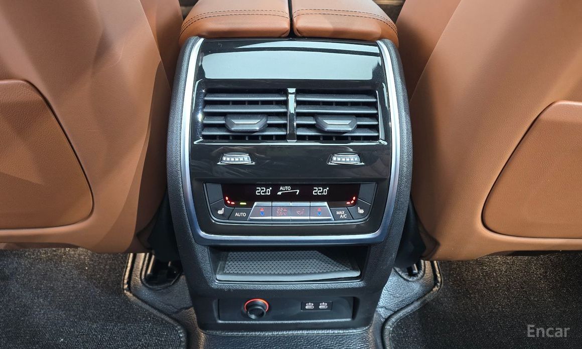 2023 BMW X7 I (G07) Рестайлинг xDrive 40i M Sport 7STR с пробегом 50 082 км