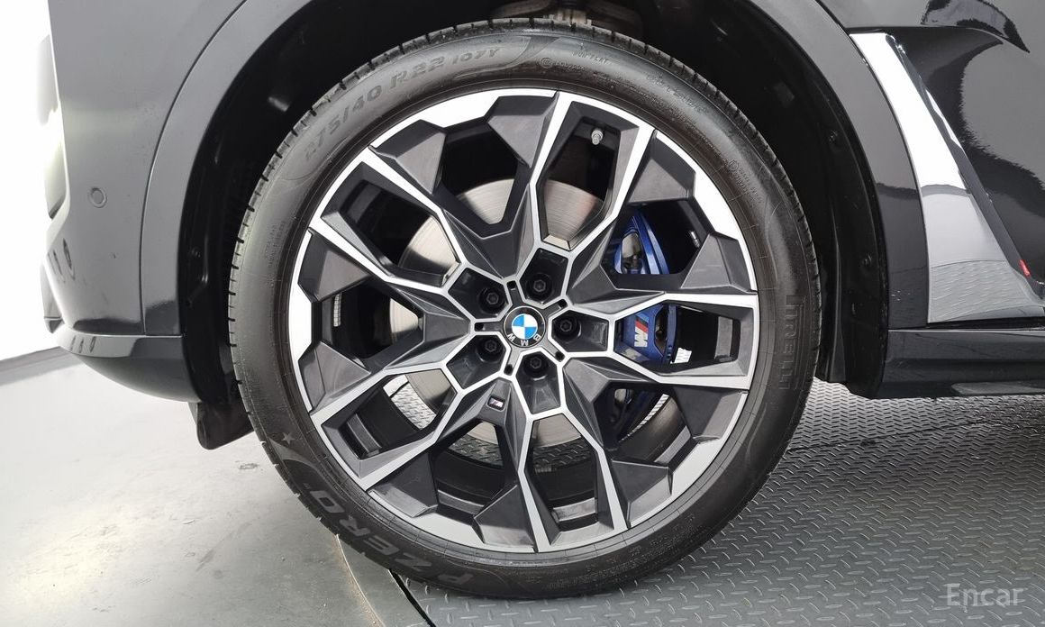 2023 BMW X7 I (G07) Рестайлинг xDrive 40i M Sport 7STR с пробегом 31 010 км