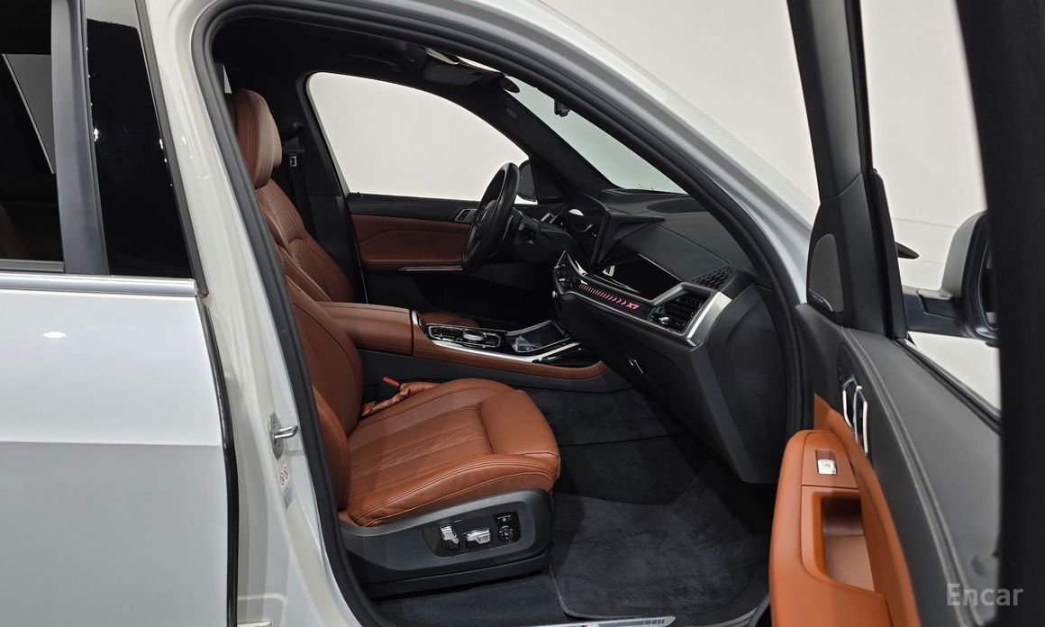 2023 BMW X7 I (G07) Рестайлинг xDrive 40i M Sport 7STR с пробегом 60 858 км