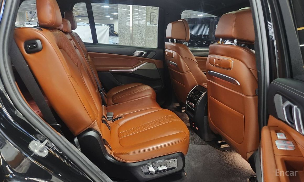 2023 BMW X7 I (G07) Рестайлинг xDrive 40i Design Pure Excellence 7-Seater с пробегом 78 579 км