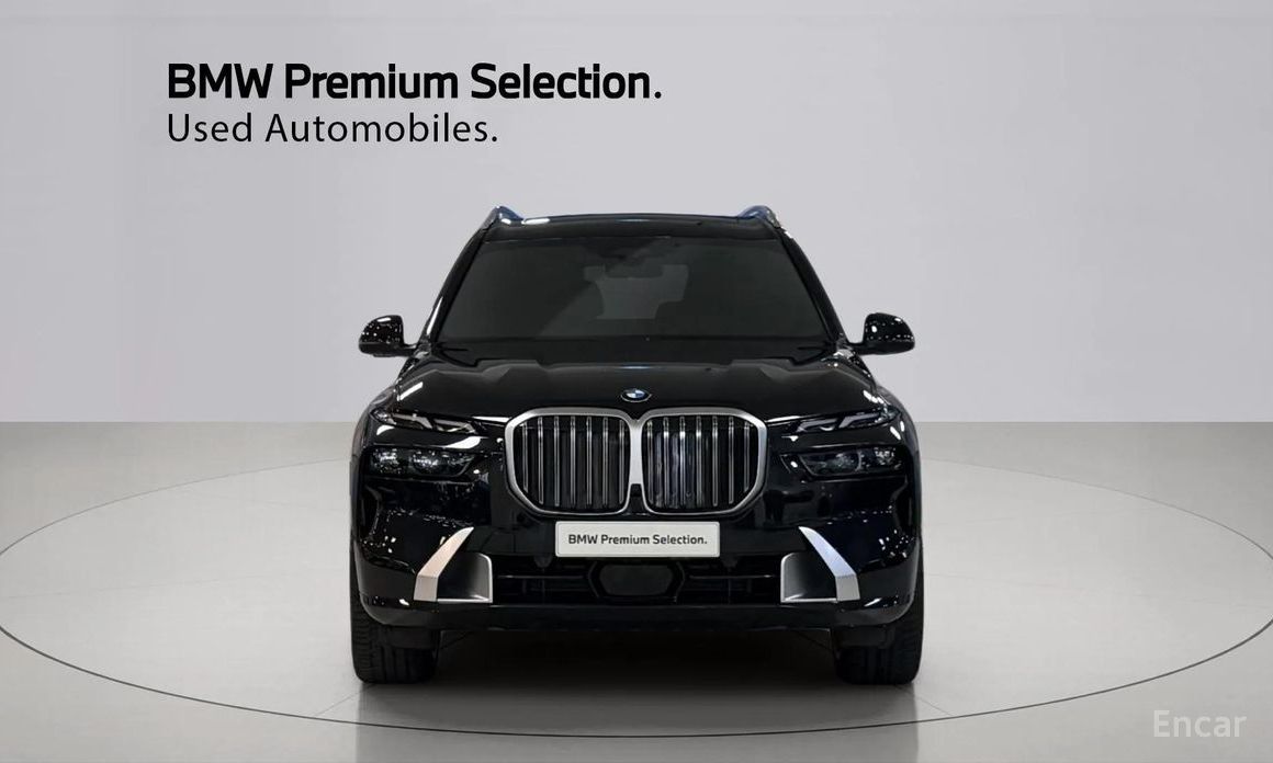 2023 BMW X7 I (G07) Рестайлинг xDrive 40i Design Pure Excellence 6-Seater с пробегом 24 856 км