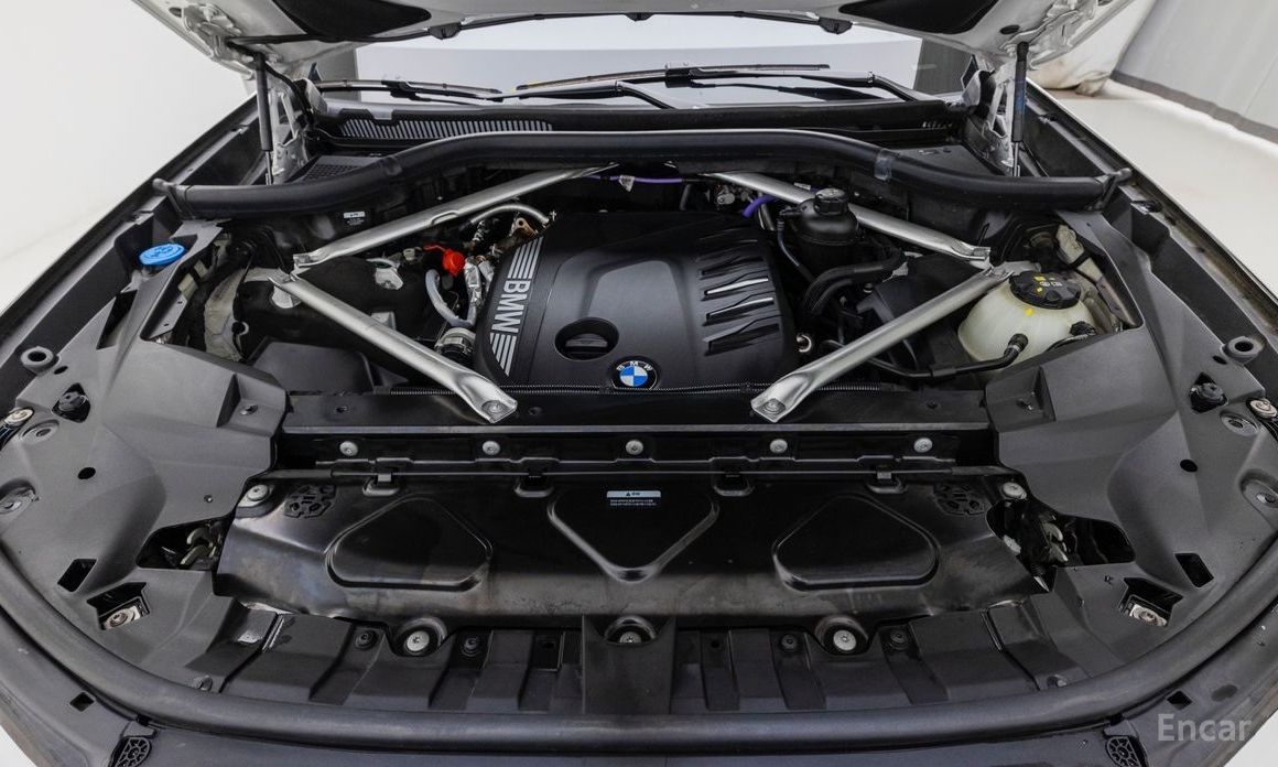 2023 BMW X7 I (G07) Рестайлинг xDrive 40d Design Pure Excellence 7-Seater с пробегом 40 800 км